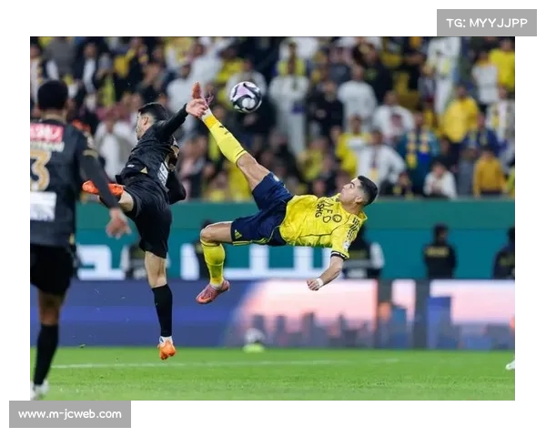 马齐泰利：凌空斩破门，成球队英雄